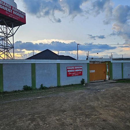 Grand Amoena Guest House Naivasha Exterior foto